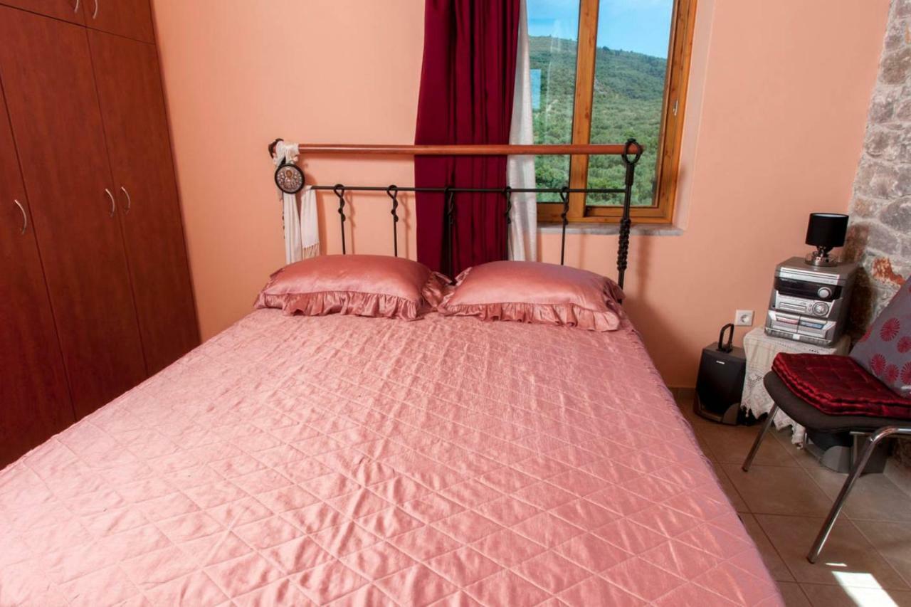 Seaside Serenity - Stylish Seaview Apartment
