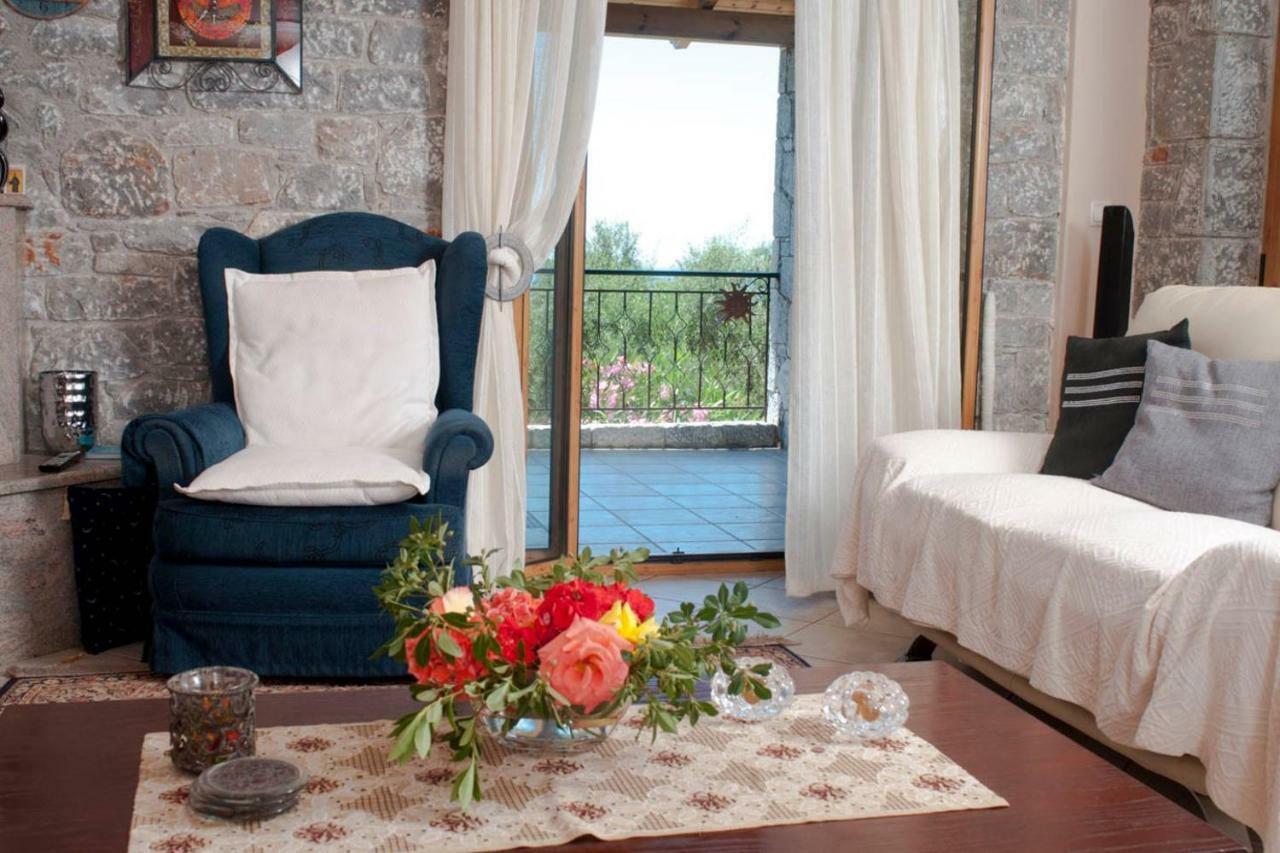 Seaside Serenity - Stylish Seaview Apartment *