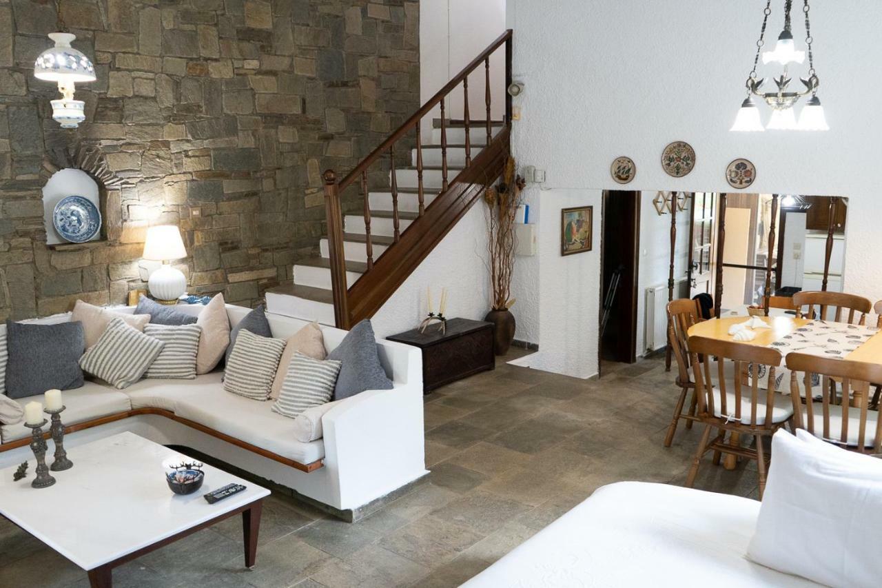 Umami Villa Makri