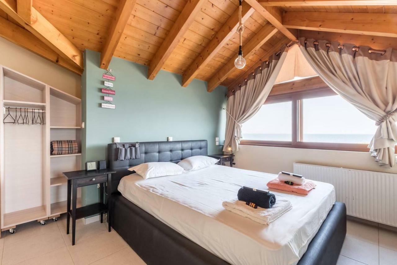 Savva's Surf House Holiday home *