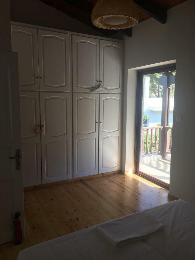 Christina With Private Pool In Saronida, Near Stunning Beaches, Athens Airport & Sounio *