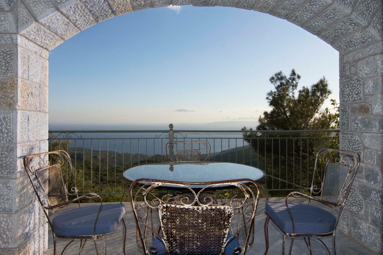 Holiday home The Balcony Of Mani Tseria