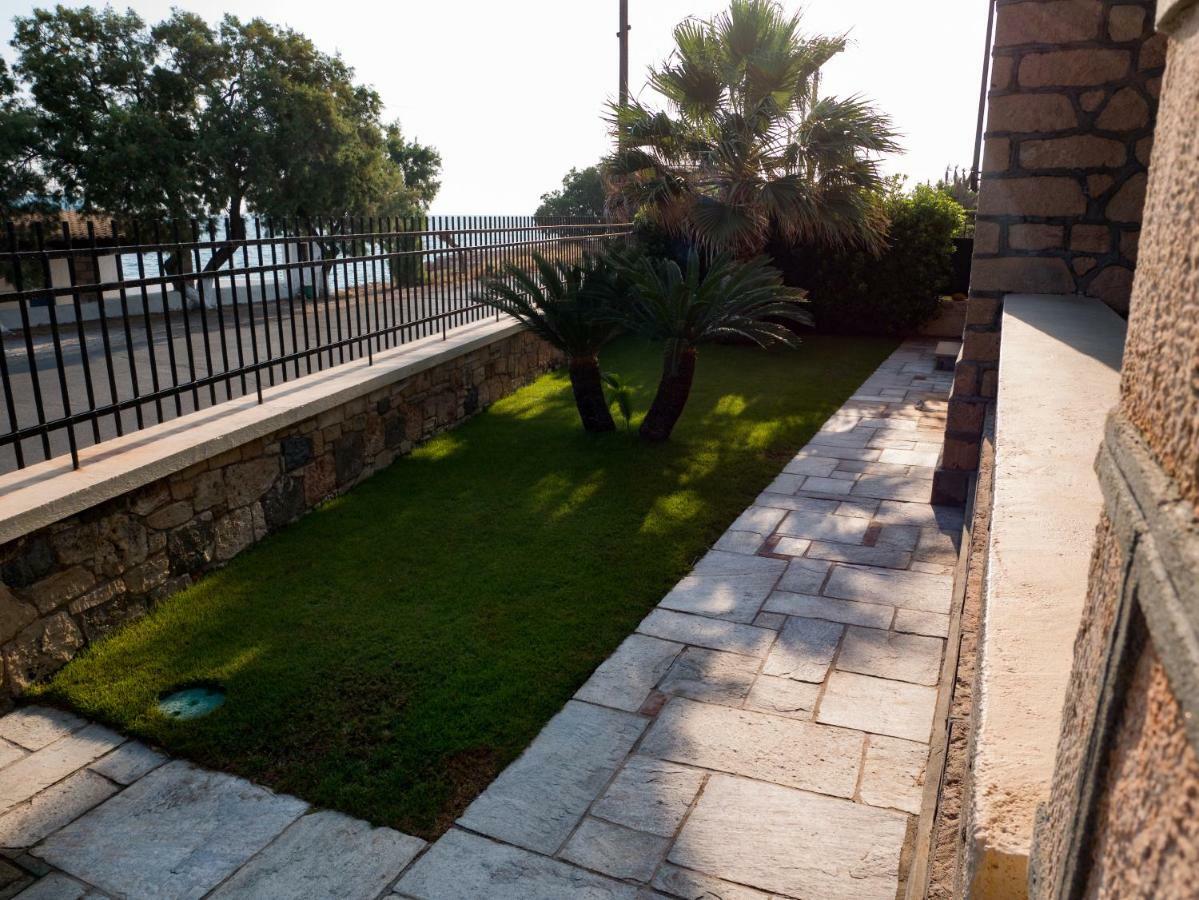 Villa Stone House