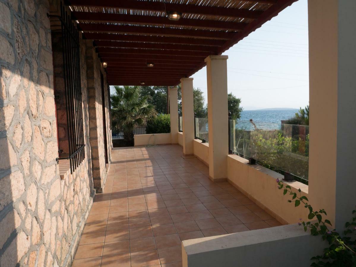 Stone House Villa Khloi