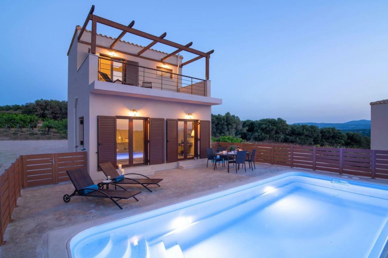 Luxury Malvasia With Seaview And Heated Pool Villa *