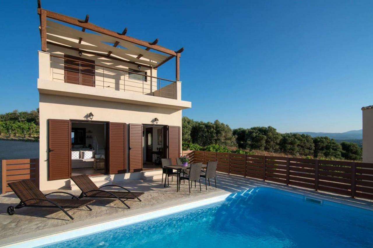 Villa Luxury Malvasia With Seaview And Heated Pool Epano Vathia