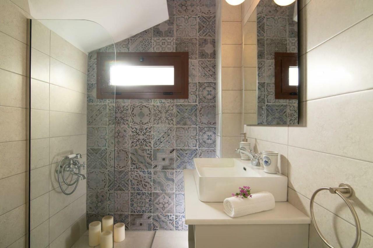 Villa Luxury Malvasia With Seaview And Heated Pool *