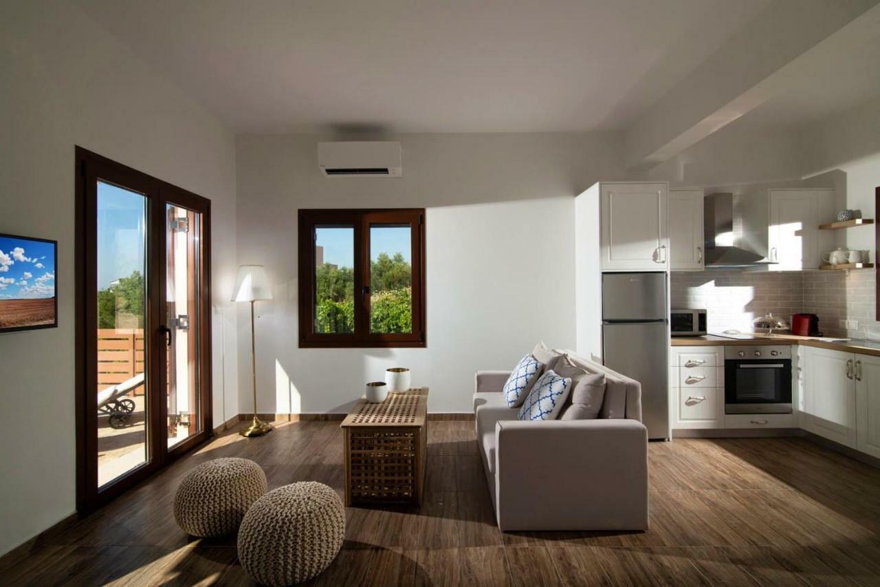 Villa Luxury Malvasia With Seaview And Heated Pool Epano Vathia