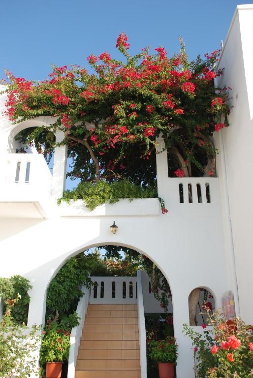 Villas Michalis 3* Chorafakia