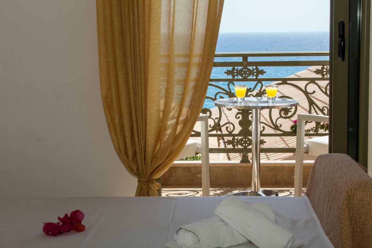 Hotel Siarbas Paralia Vrachou