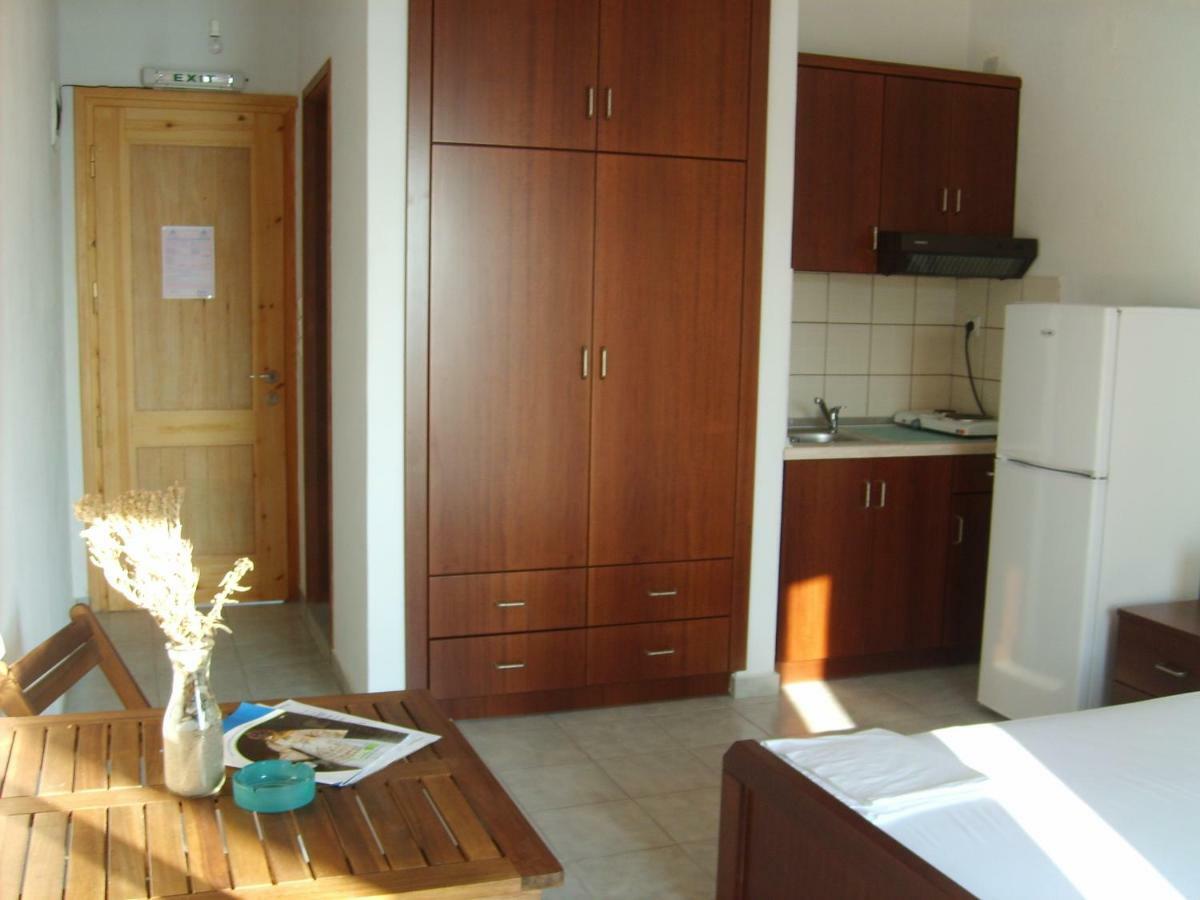 τo κamari Apartment *