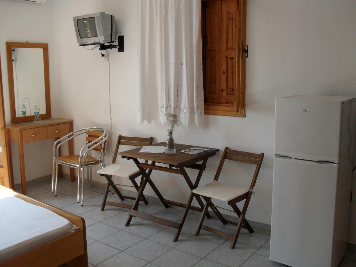 τo κamari Apartment *