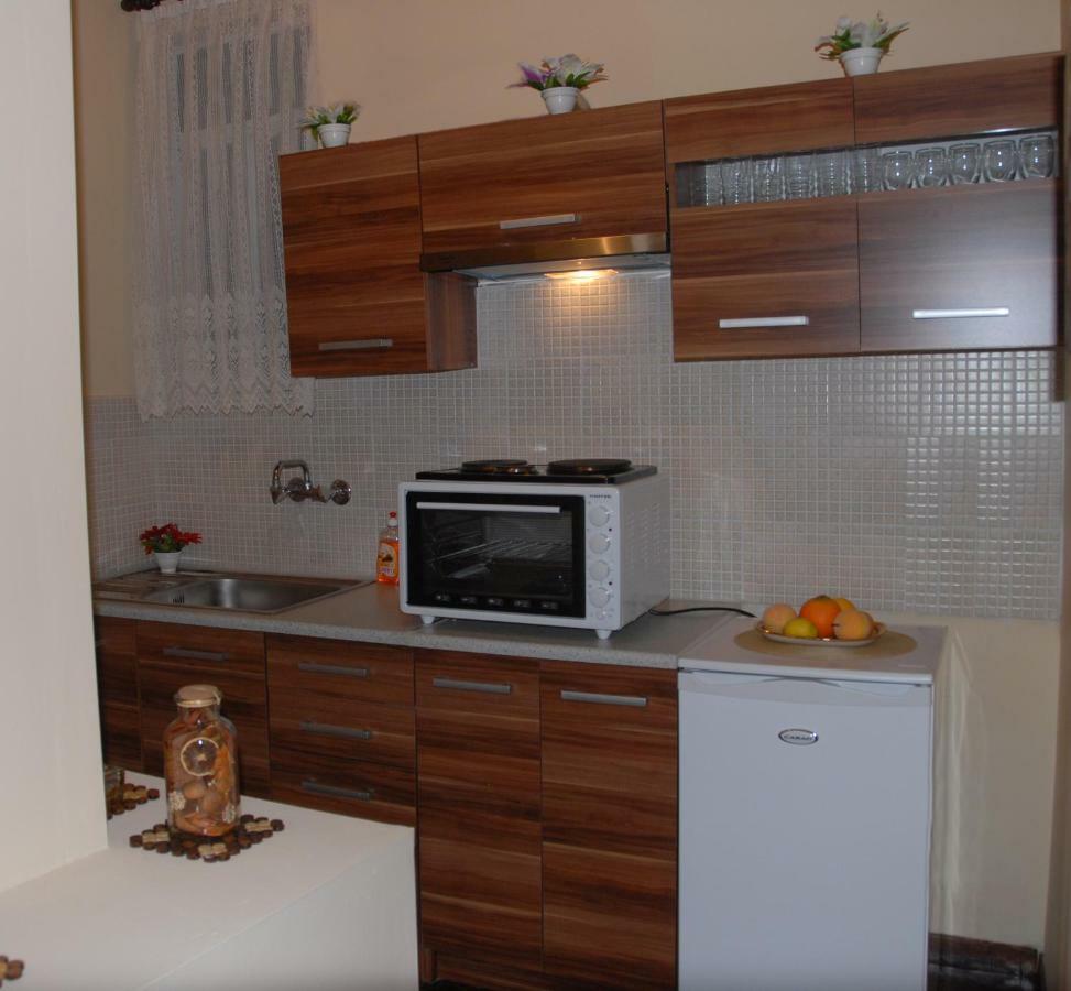 Apartment Theodora *