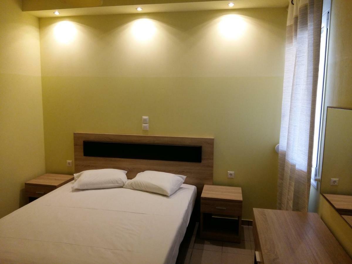 Aparthotel Petries Agioi Apostoloi (Evia)
