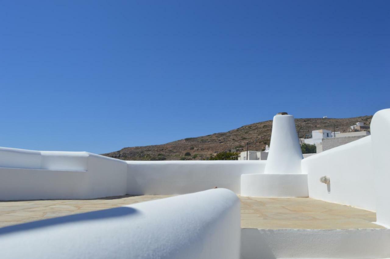Superb View House-sikinos Island-chorio Holiday home