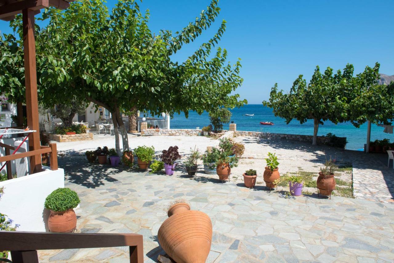 τo κamari Apartment Skyros