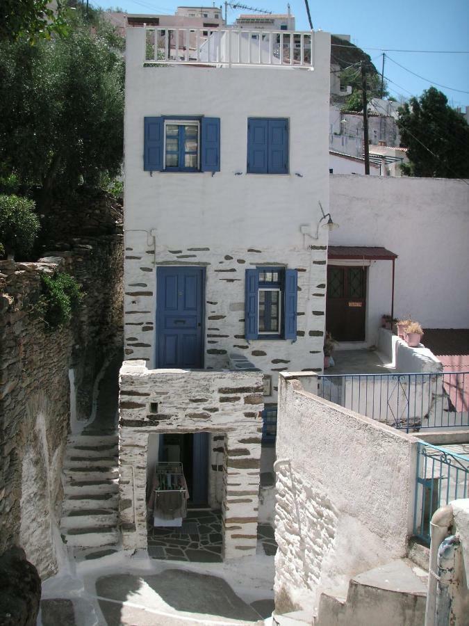 3-level Doll House In Kea Ioulida/chora, Cyclades *