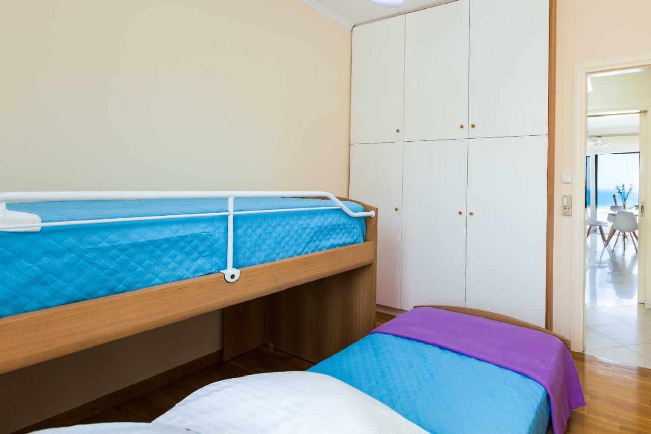Elytis Panoramic View Apartment *