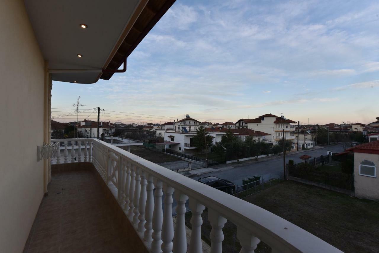 Apartment Artisti Elena Paralia Katerinis