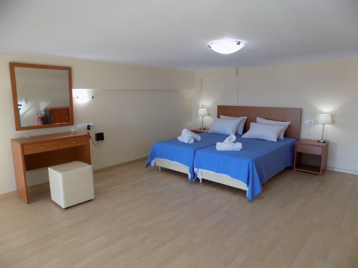 Rhodon House Skiathos Town