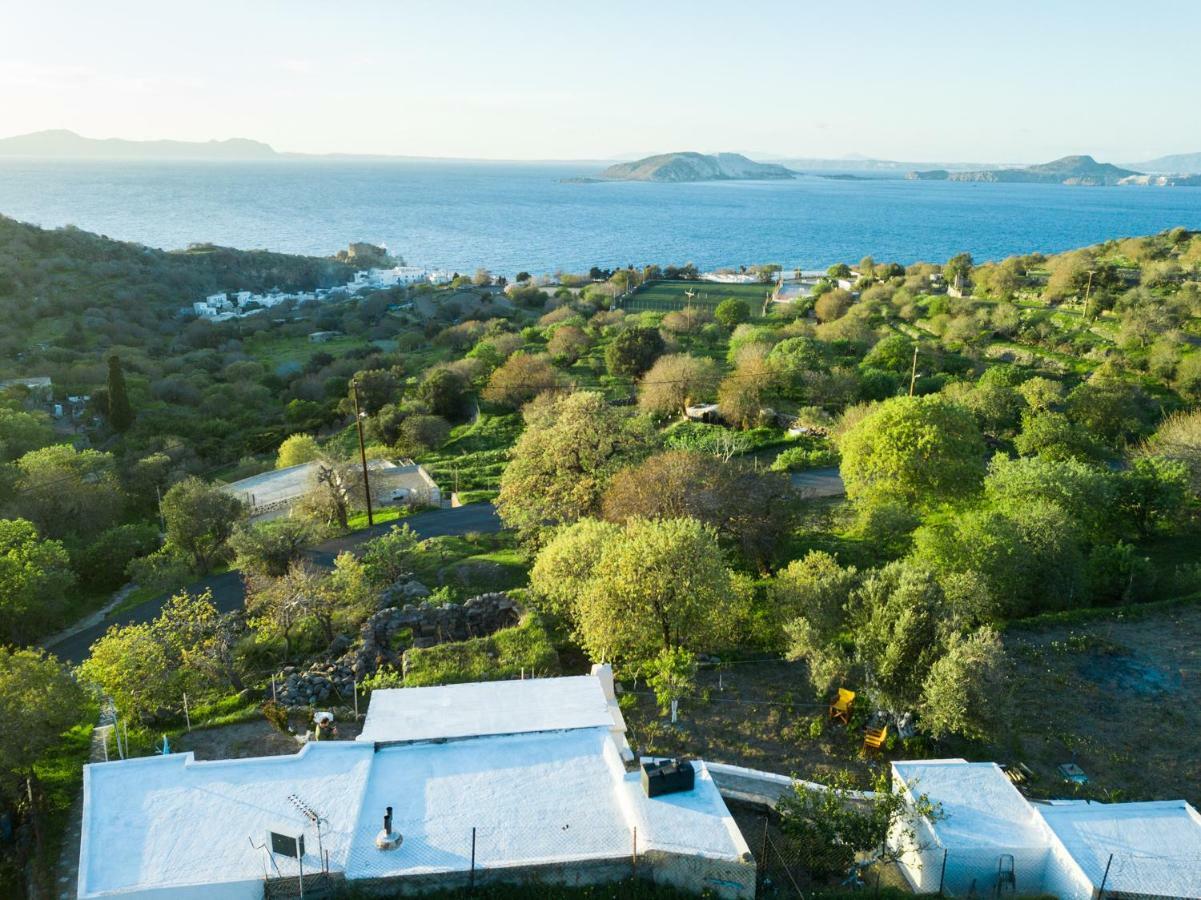 «astrofeggia» A Private Stone House Nature-seaview *