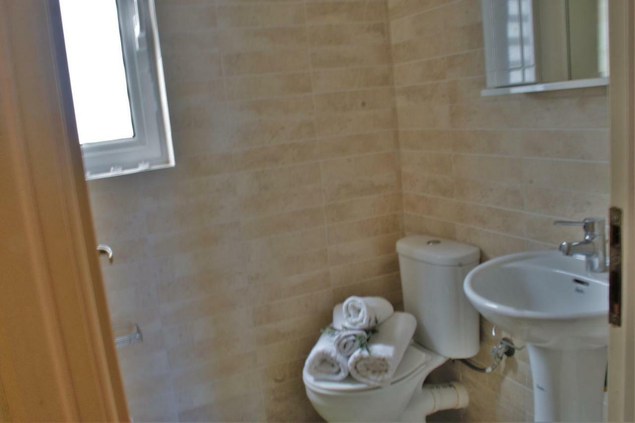 Gems Apartment Kiveri