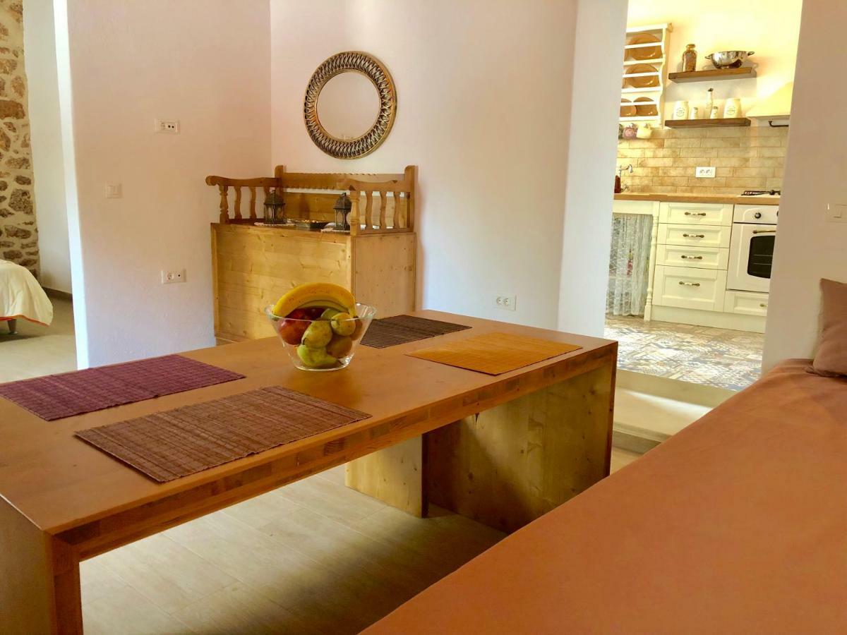 Bekos Traditional House Apartment Archangelos (Rhodes)