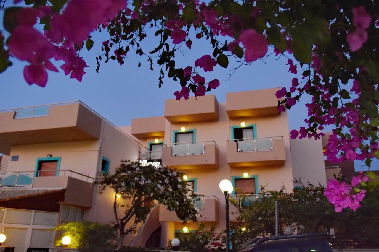 Aparthotel Anatoli