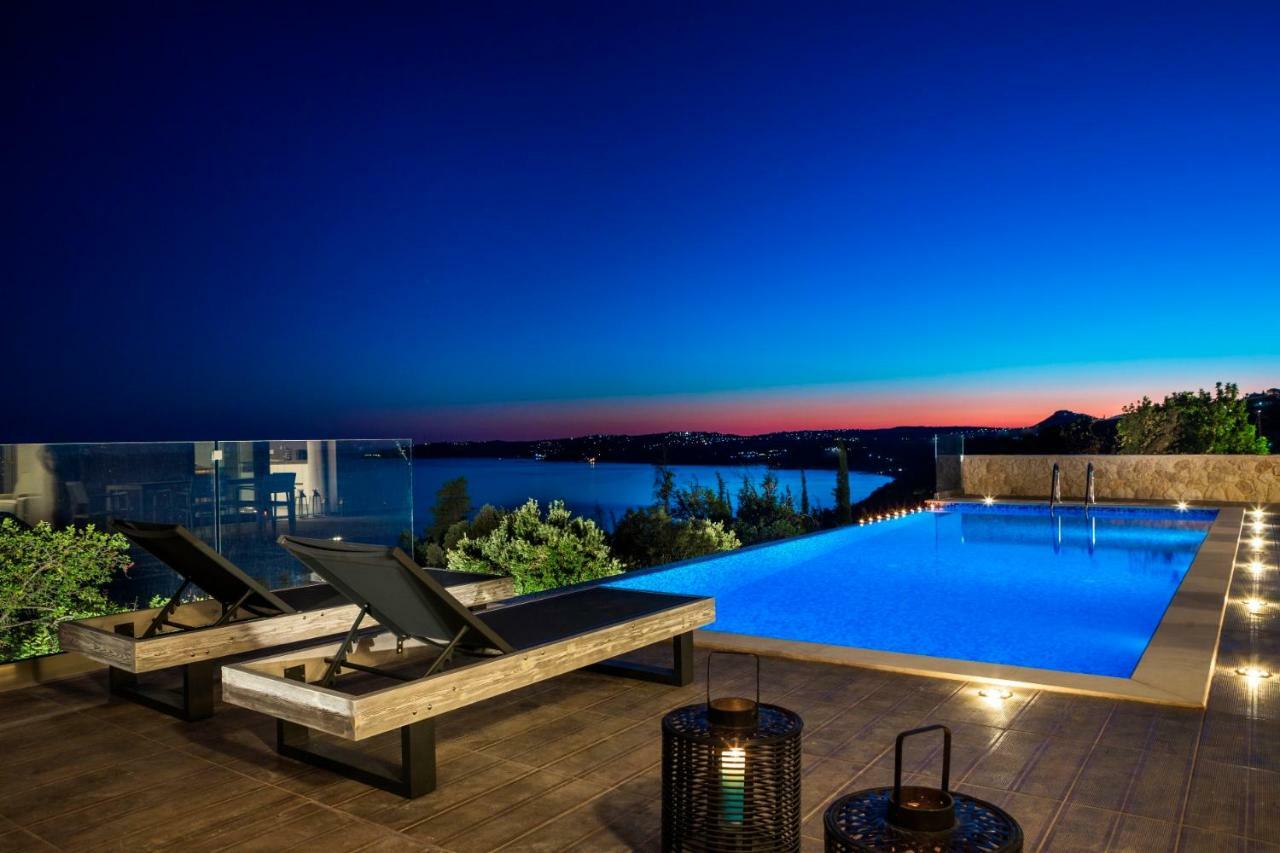 Mystique View *