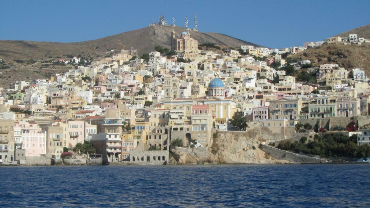 Apartment Apollonos Seafront Ermoupoli