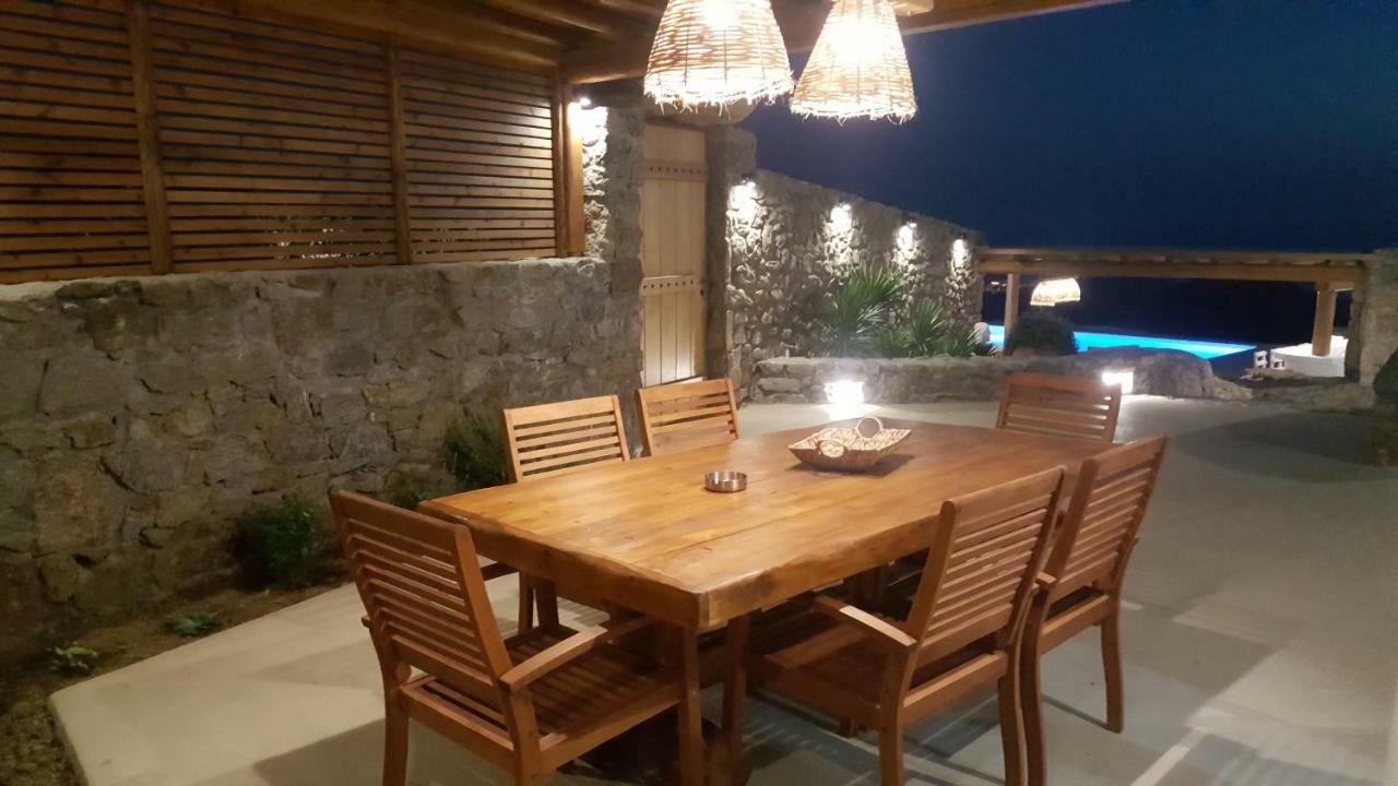 Otherview Super Paradise Beach (Mykonos)