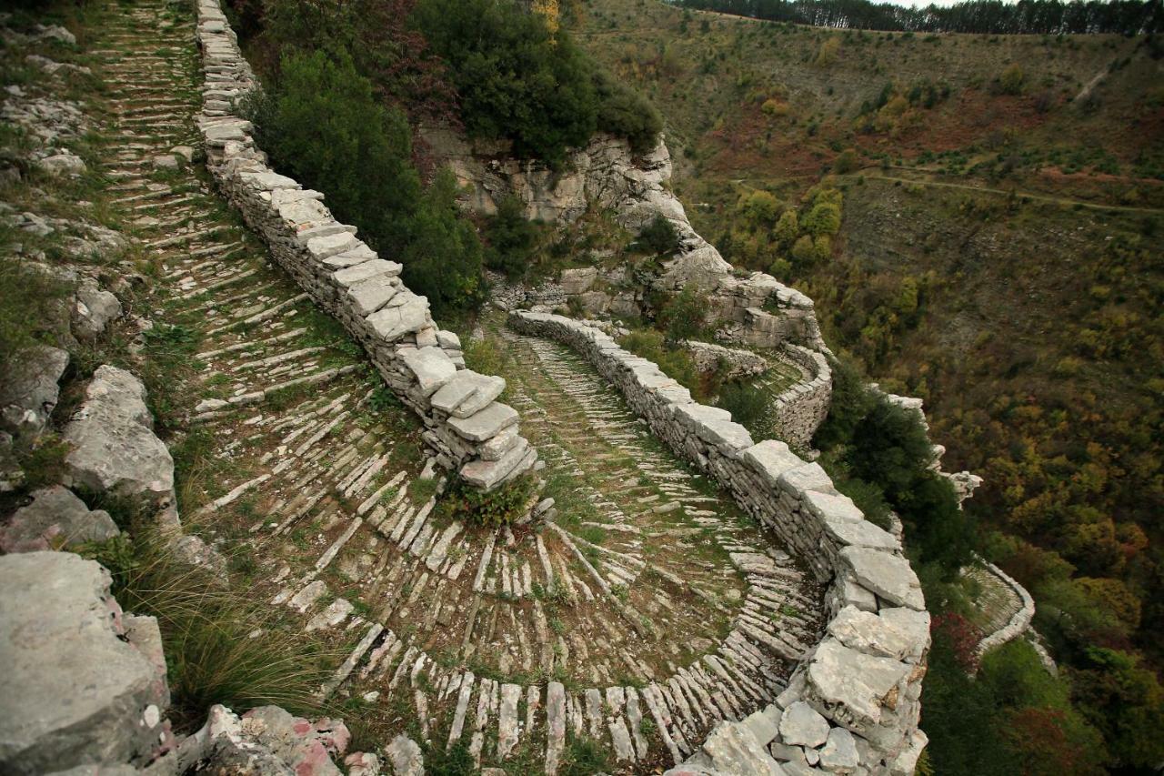 Country house Amanitis Stone House *