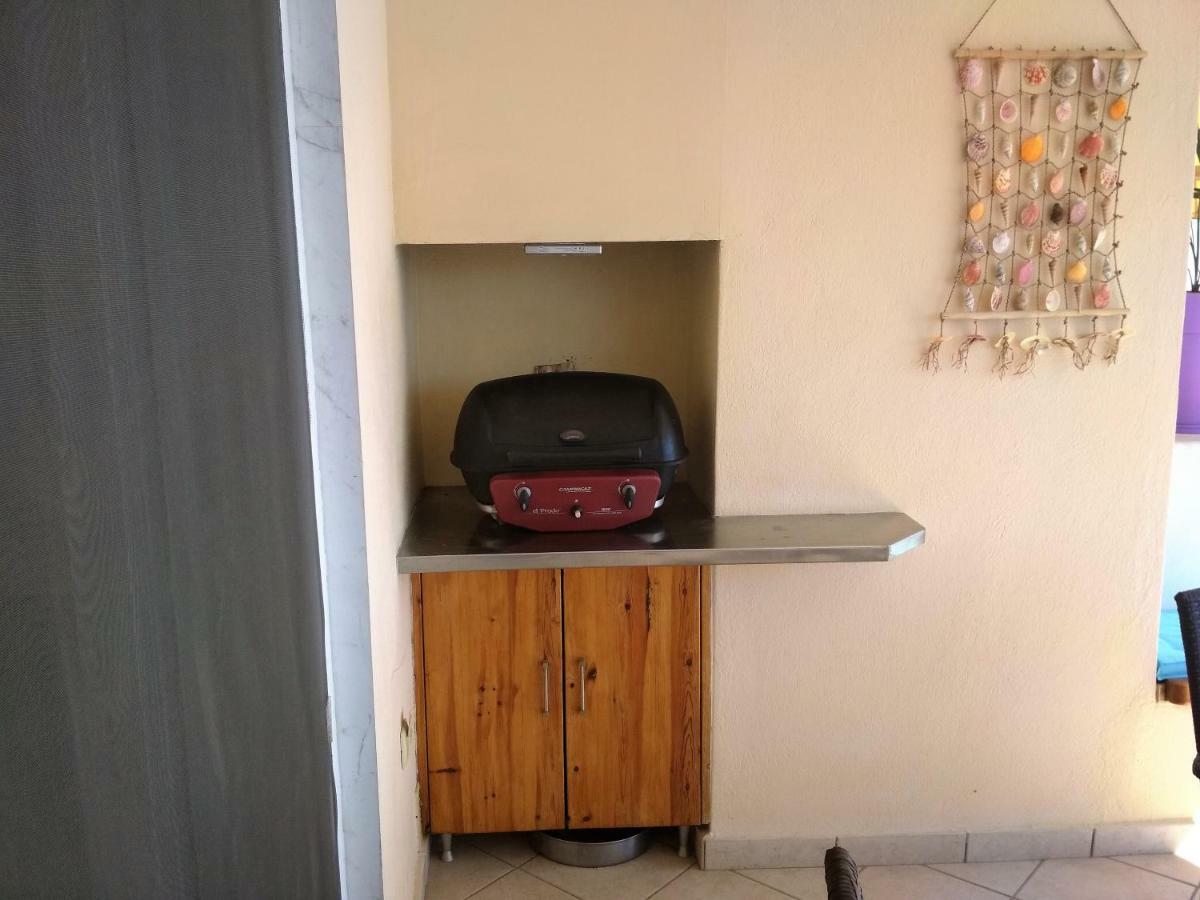 Luxury Sea View Apartment Ofrinion