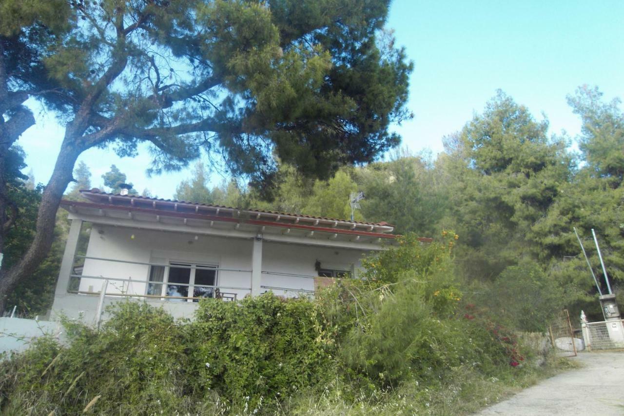 Aliki Villa *