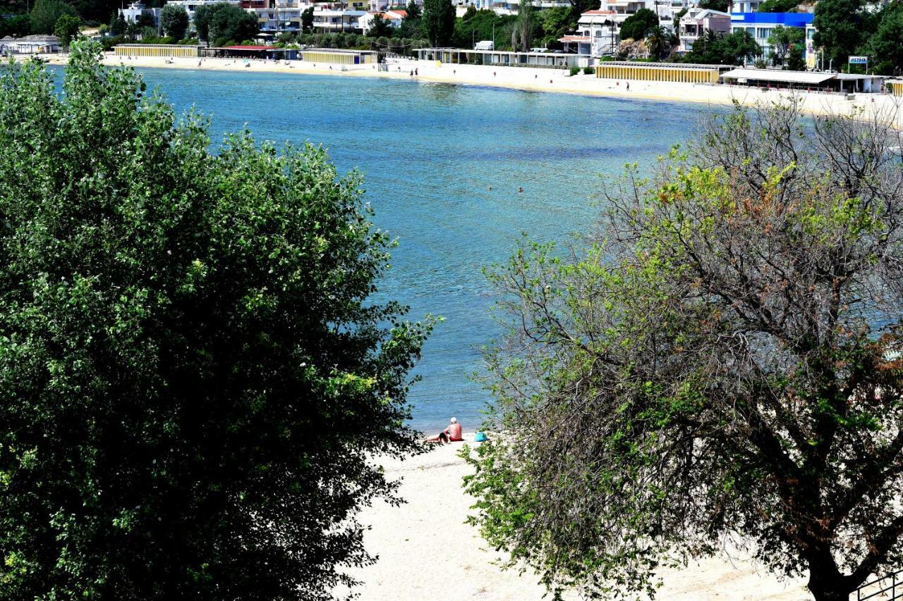 Beach Side Apart I