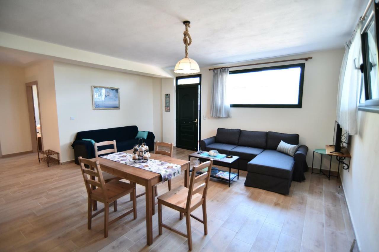 Searockhouse * Palaiontsiflikion
