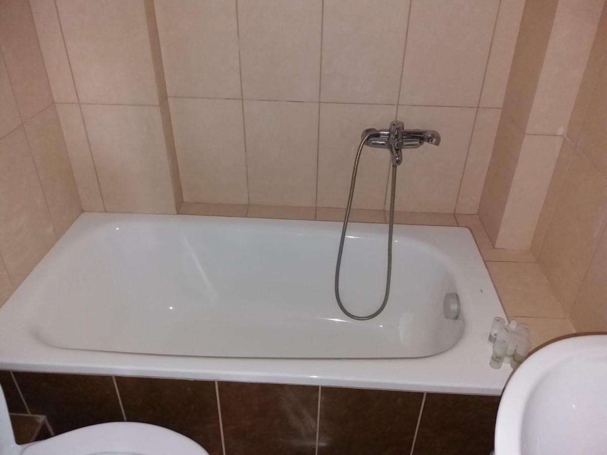 Apartment Jordan's Neoi Epivates By The