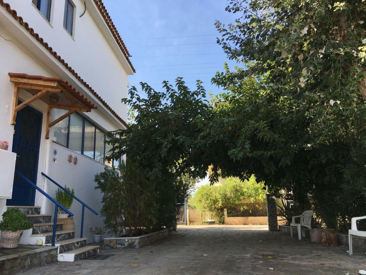Demos Studios