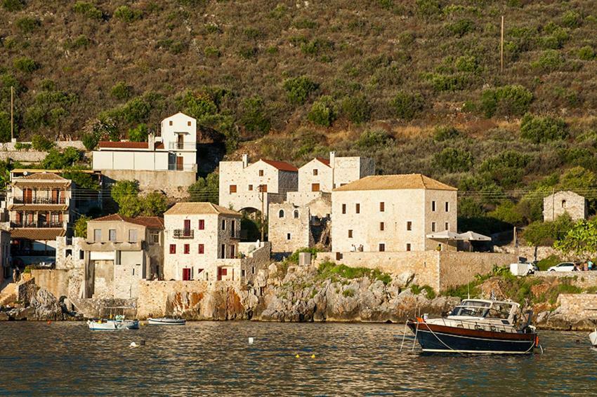 Limeni Villa * Limeni
