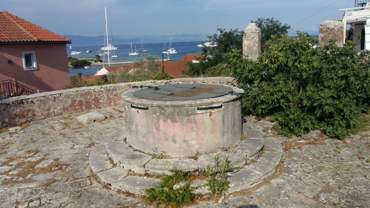 Paxos Apartment Gaios