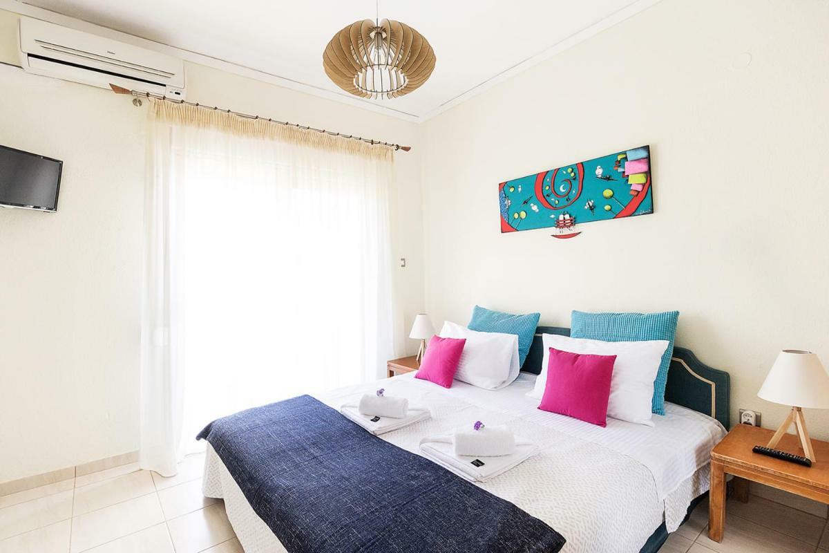 Sweet With Spectacular Sea View