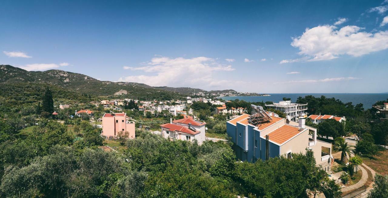 Sweet With Spectacular Sea View