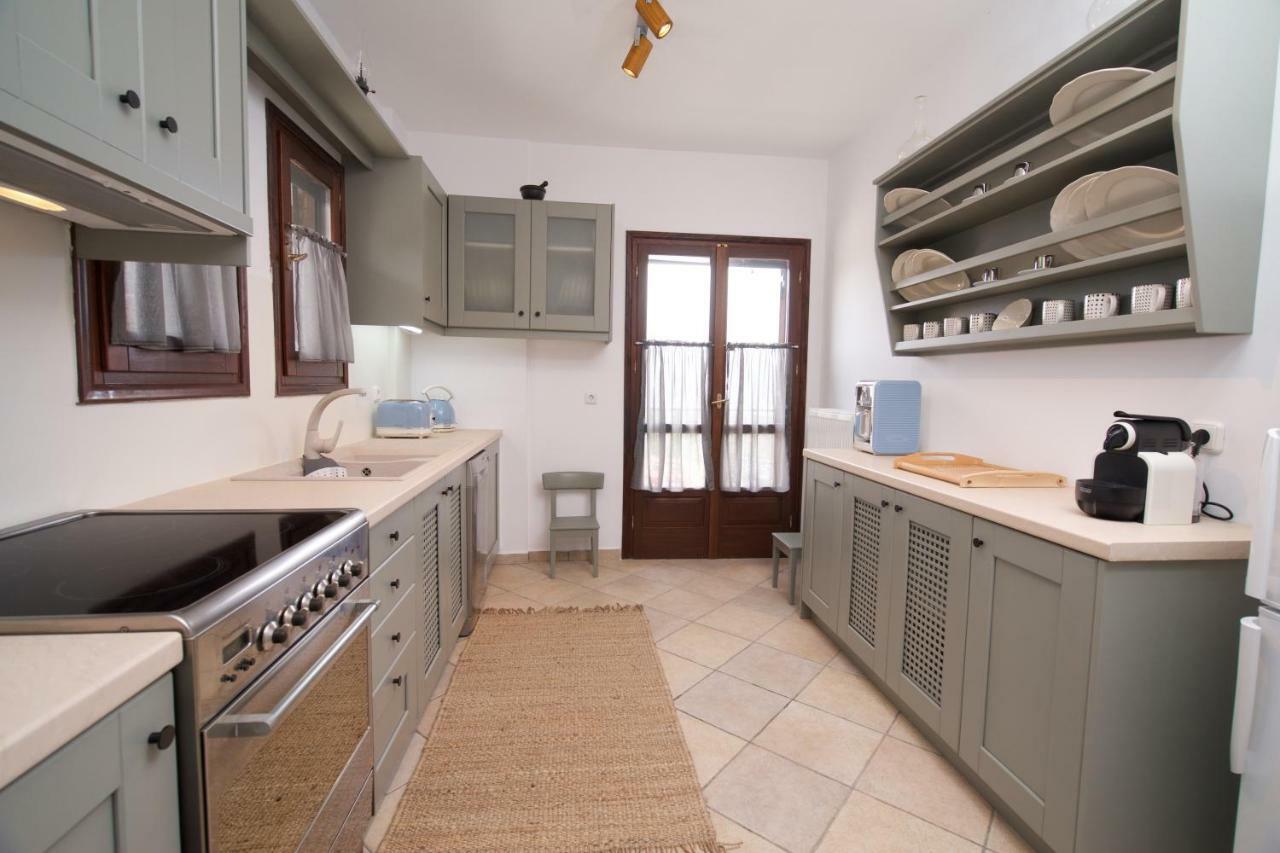 Holiday home Tettix Summer House