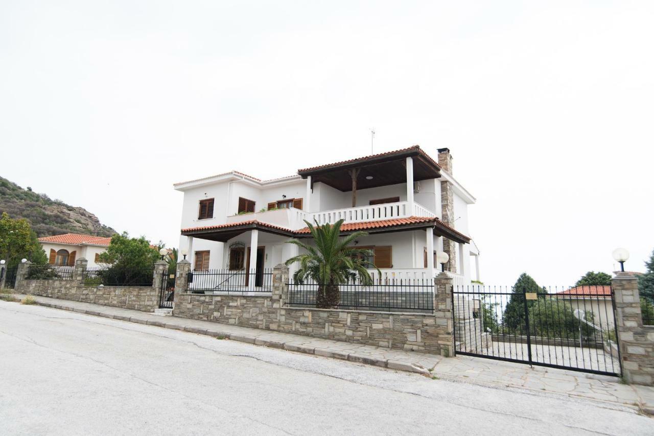 Bivas Nikolaos Holiday home Palaiontsiflikion