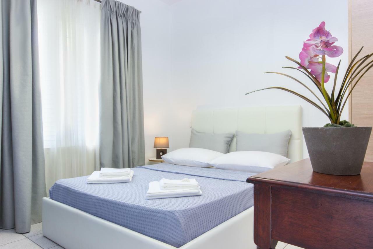 Agora Holiday home *