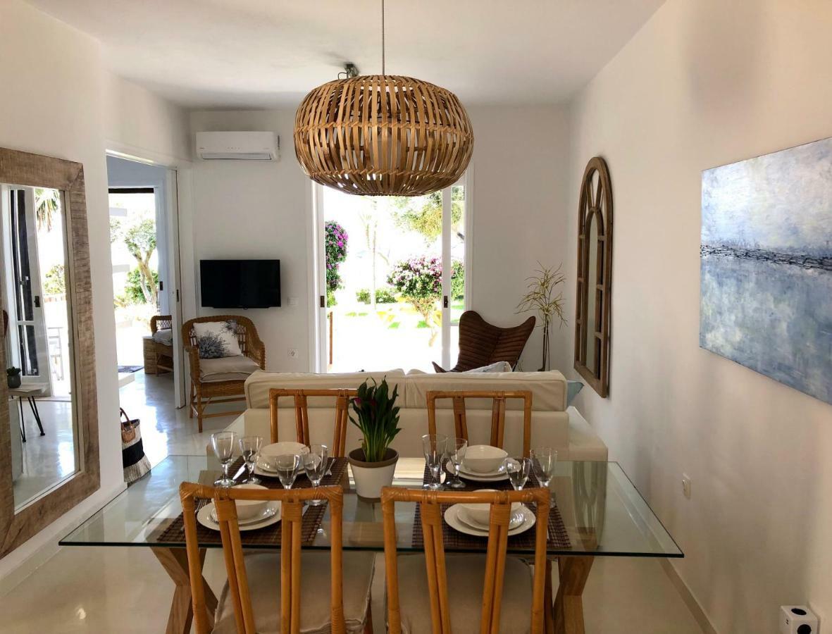Aqua Seafront Corfu House With Garden * Glyfada (Corfu)