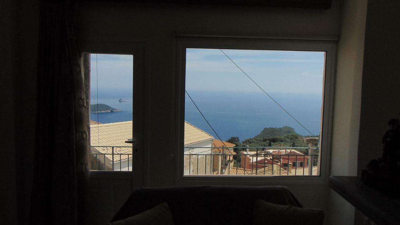 Apartment View House Lakones