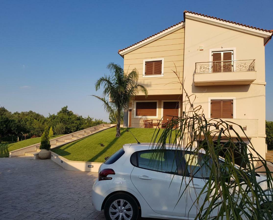 Dimitris Holiday home *