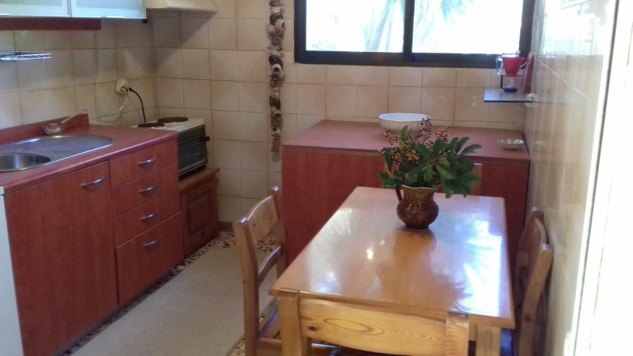 Lazaris Beach House Almiros Beach