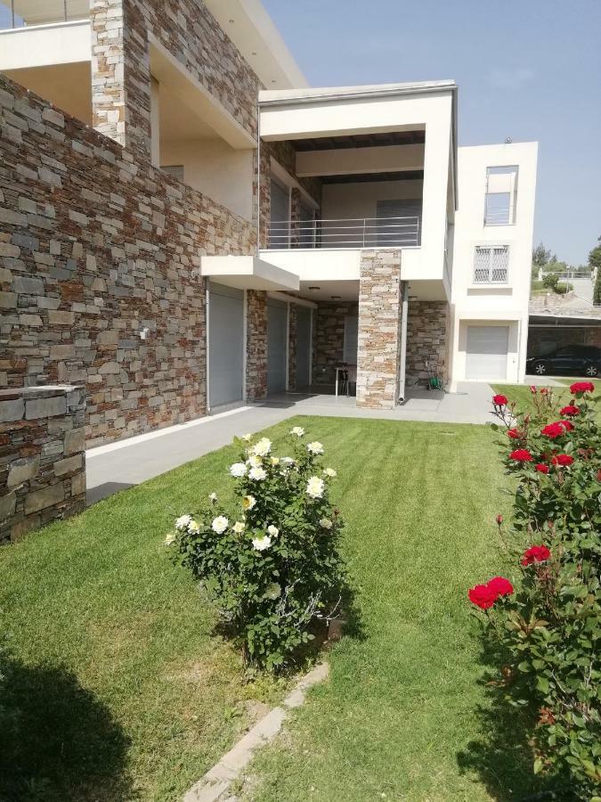 Dimitra * Rafina (Attica)